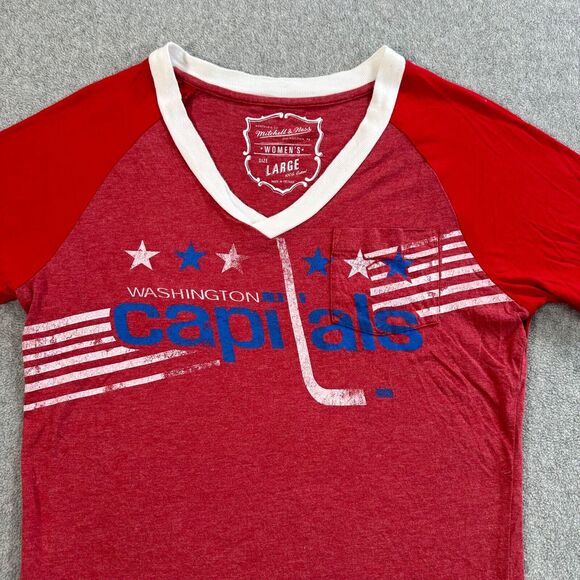Washington Capitals Mitchell & Ness Tee Women's Large V-Neck Distressed Retro - Picture 2 of 9
